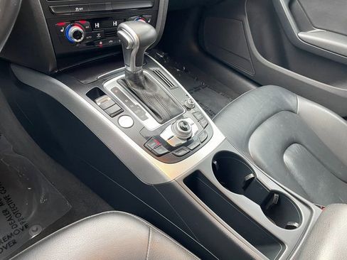 Used 2016 Audi A4 Premium image 25