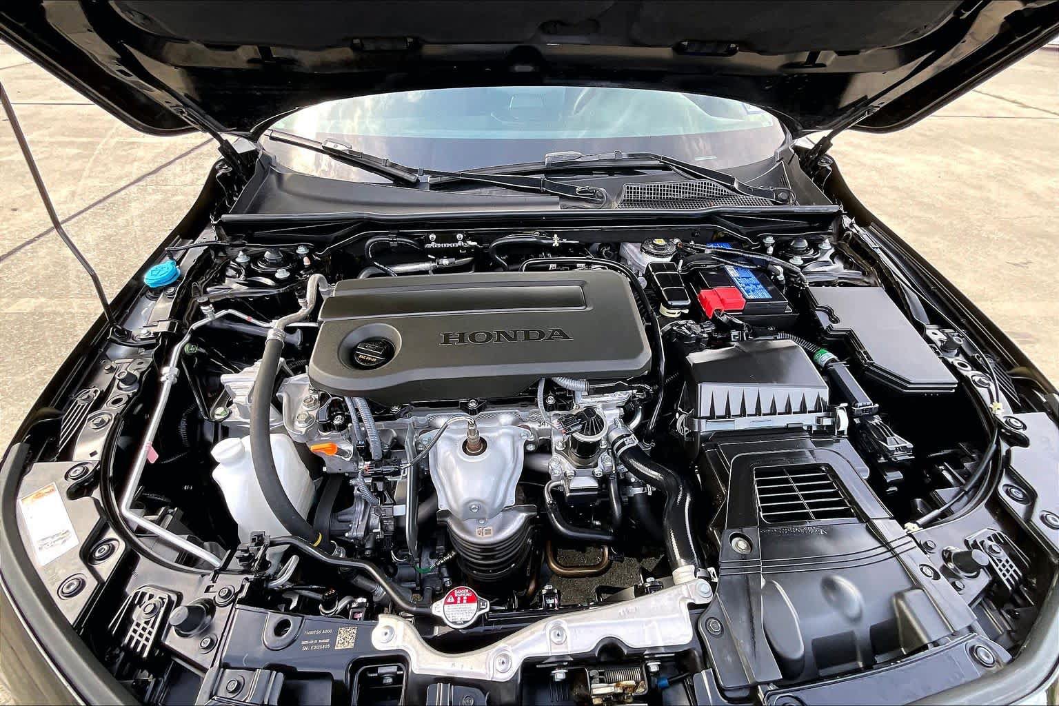 Used 2025 Honda Civic LX image 32