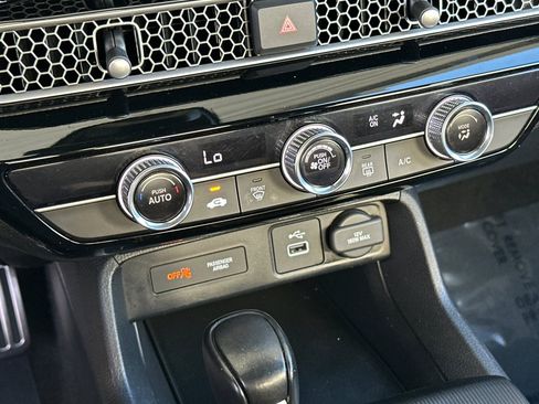 Used 2022 Honda Civic Sport image 19