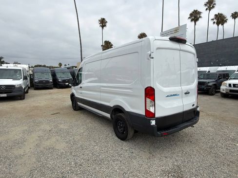 Used 2023 Ford E-Transit Medium Roof RWD image 5