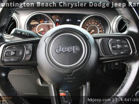 Used 2021 Jeep Wrangler Unlimited Sport image 17