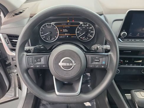 Used 2023 Nissan Rogue SV FWD image 24