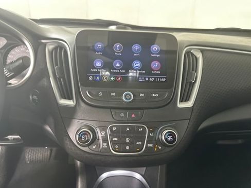 Used 2024 Chevrolet Malibu LT image 22