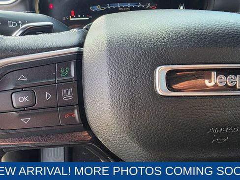 Used 2022 Jeep Grand Cherokee Altitude image 16