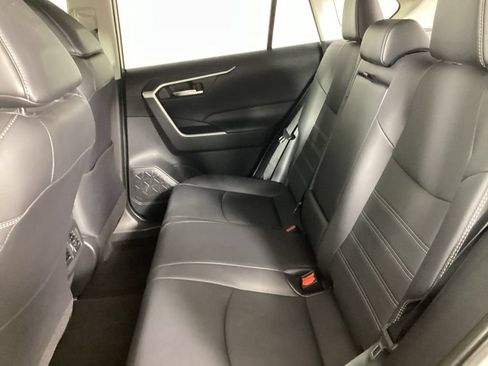 Used 2022 Toyota RAV4 XLE Premium AWD/4WD image 22