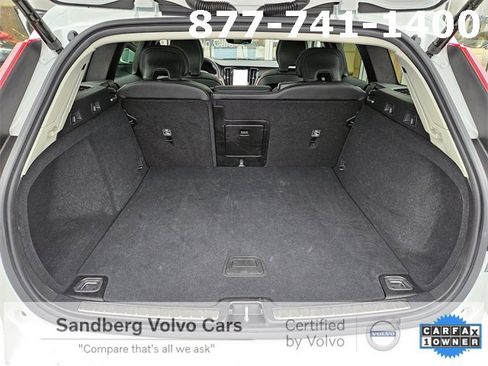 Certified 2025 Volvo V60 B5 Cross Country Plus image 7