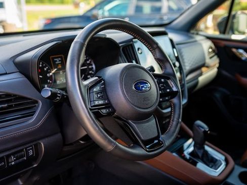 Certified 2025 Subaru Forester Touring AWD/4WD image 32