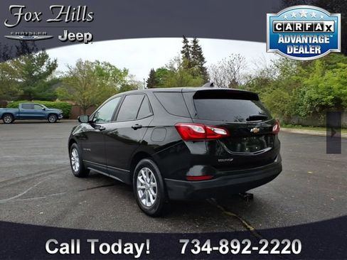 Used 2020 Chevrolet Equinox LS w/ LS Convenience Package FWD image 6