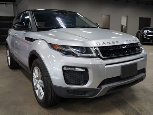 Used 2017 Land Rover Range Rover Evoque SE Premium AWD/4WD image 7
