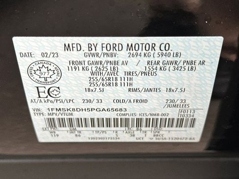 Used 2023 Ford Explorer XLT AWD/4WD image 27