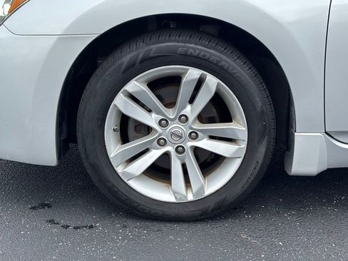 Used 2012 Nissan Altima 2.5 S w/ Convenience Pkg FWD image 9
