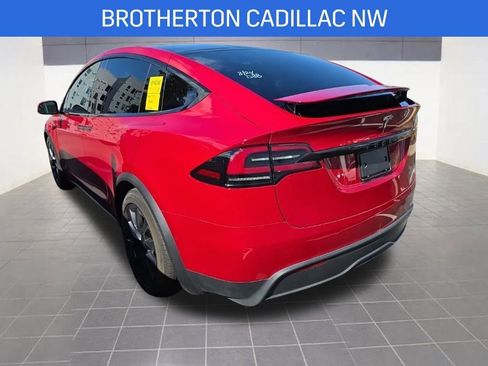 Used 2022 Tesla Model X Plaid image 4