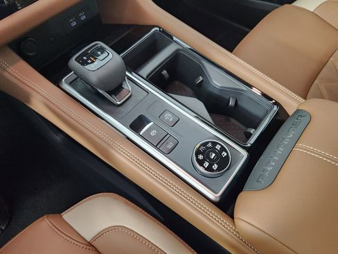 New 2026 Nissan Pathfinder Platinum AWD/4WD image 23