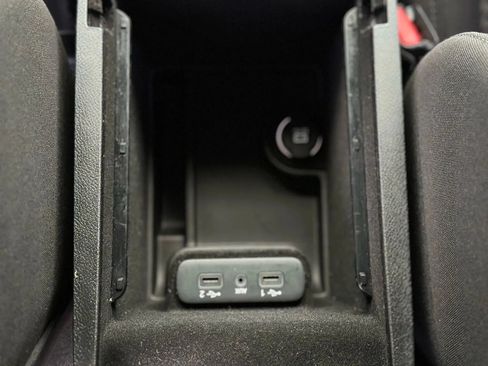 Used 2019 Dodge Charger Scat Pack RWD image 28