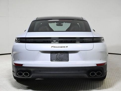 Certified 2024 Porsche Panamera 4 image 6