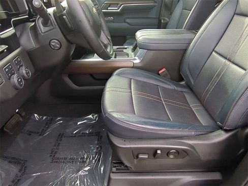 Certified 2024 Chevrolet Silverado 1500 High Country w/ High Country Premium Package image 20