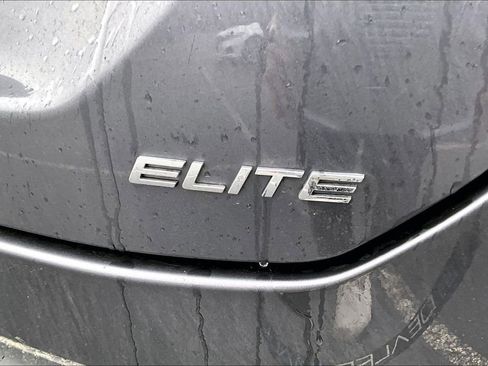 Certified 2025 Honda Pilot Elite image 26