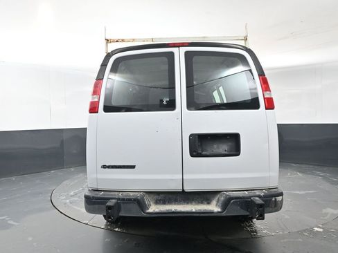 Used 2019 Chevrolet Express 2500 w/ Driver Convenience Package image 4