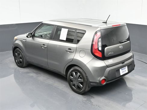 Used 2015 Kia Soul image 25