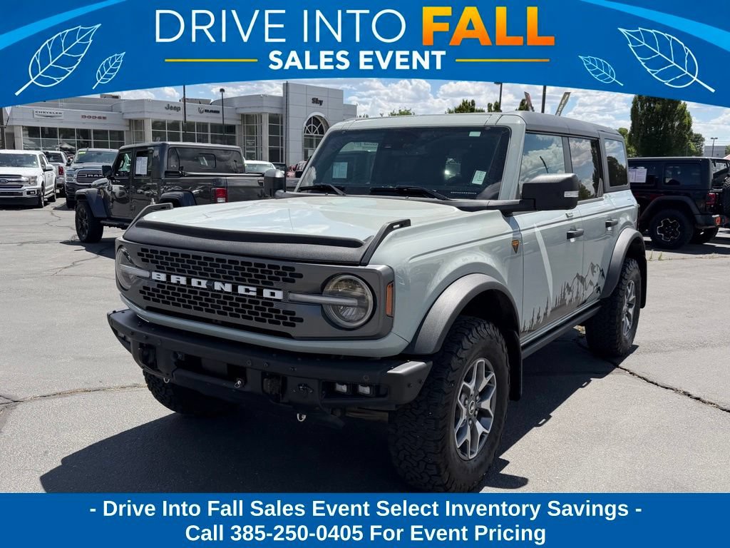 Used 2023 Ford Bronco Badlands AWD/4WD image 2
