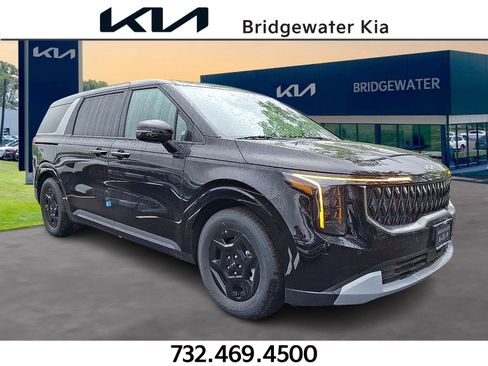 New 2026 Kia Carnival FWD image 1