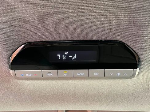 Used 2024 Kia EV9 Wind image 53