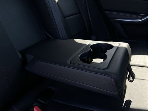 Used 2025 Jaguar F-PACE R-Dynamic S image 20