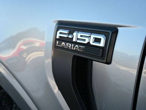 Used 2023 Ford F150 Lariat w/ Equipment Group 502A High image 9