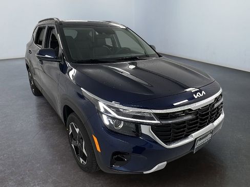 New 2026 Kia Seltos EX image 1