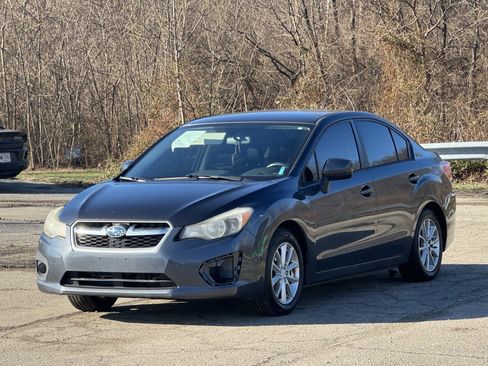 Used 2012 Subaru Impreza 2.0i Premium w/ All-Weather Pkg image 3