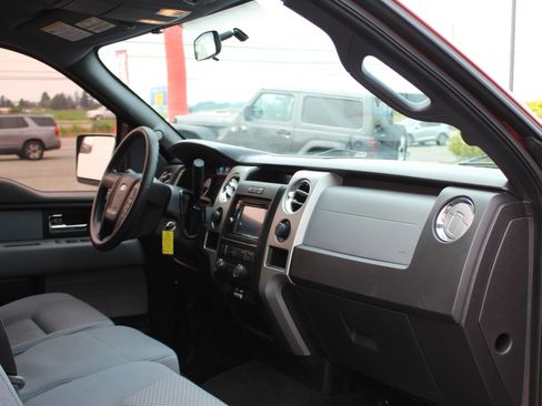 Used 2014 Ford F150 XLT AWD/4WD image 24