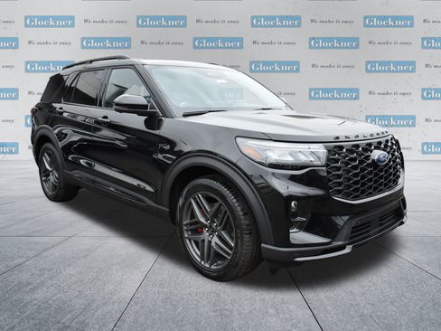 New 2026 Ford Explorer ST w/ Sun And Sound Package image 3