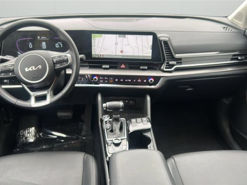 Used 2023 Kia Sportage EX image 19
