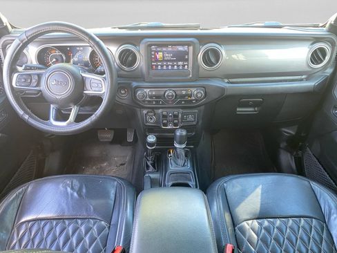 Used 2021 Jeep Wrangler Unlimited Sahara AWD/4WD image 14