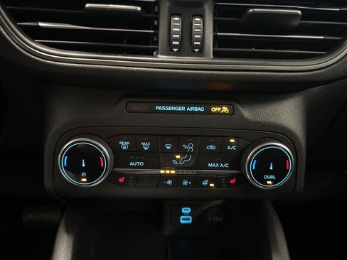 Used 2023 Ford Escape Active image 14