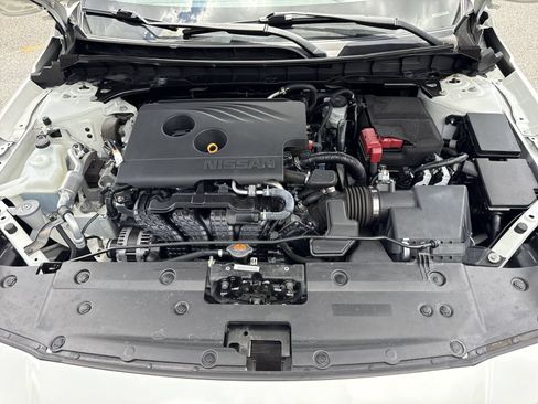 Used 2019 Nissan Altima 2.5 Platinum FWD image 34