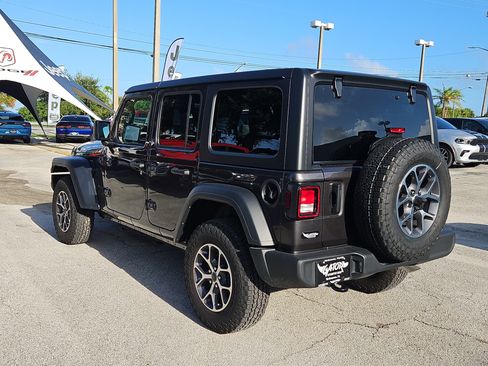 Used 2024 Jeep Wrangler Sport S image 3