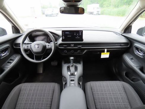 New 2026 Honda HR-V LX image 17