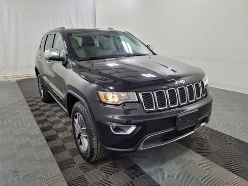Used 2019 Jeep Grand Cherokee Limited image 13