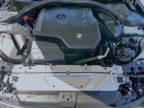 Used 2022 BMW 330i Sedan w/ M Sport Package image 32