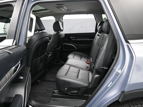 Used 2024 Kia Telluride EX AWD/4WD image 34