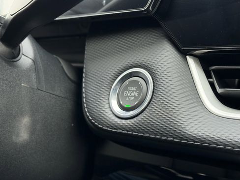 New 2026 Chevrolet Equinox LT image 33