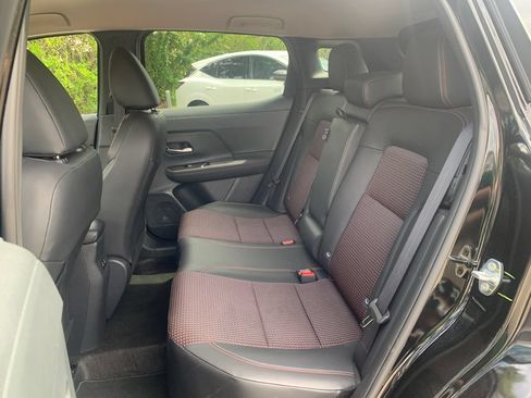 Used 2025 Nissan Kicks SR FWD image 10