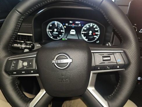 New 2026 Nissan Rogue Platinum AWD/4WD image 13