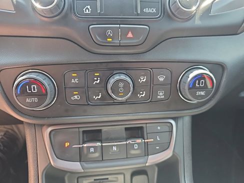 Used 2023 GMC Terrain AT4 w/ Tech Package AWD/4WD image 21