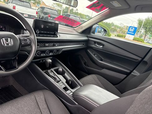 Used 2024 Honda Accord EX image 24