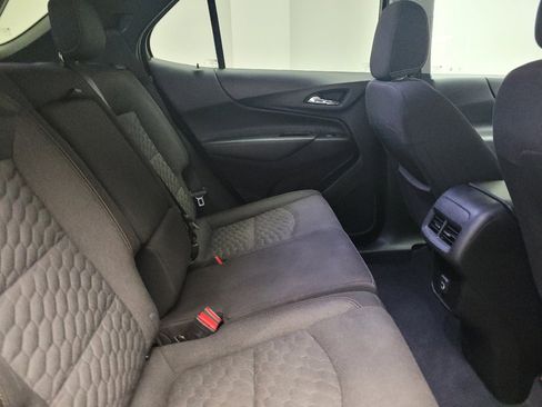Used 2020 Chevrolet Equinox LT AWD/4WD image 19