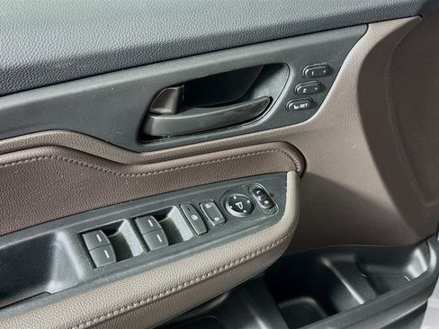 Used 2022 Honda Odyssey EX-L image 19