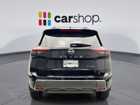 Used 2024 Nissan Rogue SL AWD/4WD image 4
