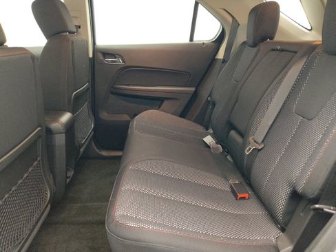 Used 2017 Chevrolet Equinox LS FWD image 18